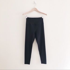 Girlfriend Float Seamless High-Rise Legging Black